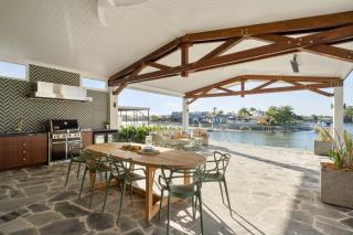 Waterfront Bliss on Maroochydore Canal - Maroochydore - 2