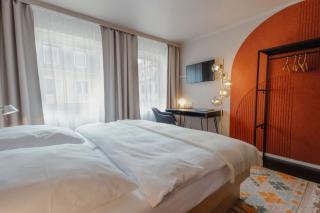 Hotel Lux - Munich - 4