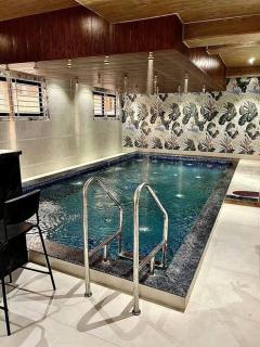 MOUNT RETREAT 4BHK BIG indoor PARTY POOL - 3
