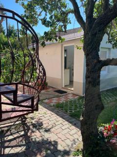 Apartment with Rose Garden & free parking - Budapest - 2