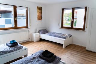 Monteurswohnung nähe Mainz 5 Schlafzimmer - - 9