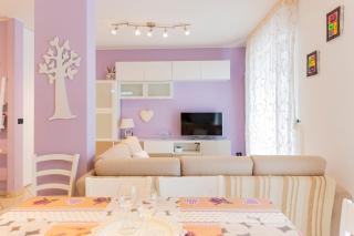 Two-Levels Apartment with Balconies near the Beach - 3
