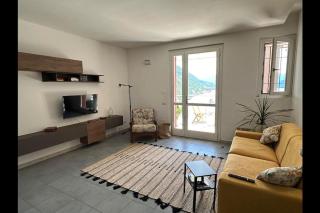 Aurora's Home Lake View Apt - Argegno - 3