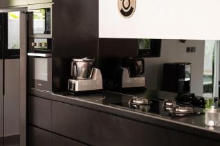 Cozy 4BR Family Villa at walking distance of best restaurants - Kerobokan - 5