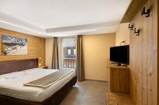 A Due Passi Rosso - 2