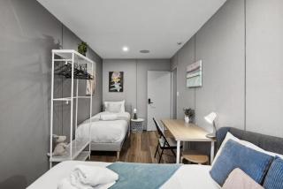 Standard Triple Room - Luxe Spot - Next to Central - Shared Bathroom - Sidney - 4