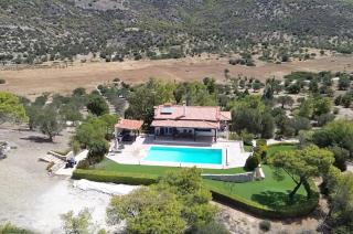 Lahtagas Estate with private swimming pool - Loutraki - 3