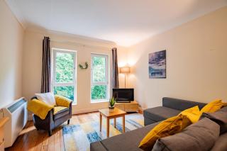 215 - The Willow at The Harbour Mill by Shortstays - Westport - 0