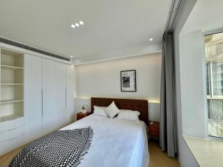 West Nanjing Road Yijing Yuan Henglong Square 500 meters - 1