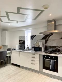 Stanton - 1 Stylish Bedroom - Dagenham - 3