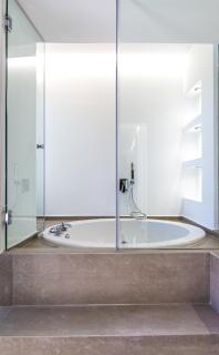 Seaside Luxury apartment with jacuzzi - Atene - 3