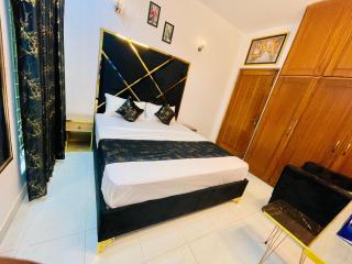 Lahore Guest House 4'9 - Lahore - 2