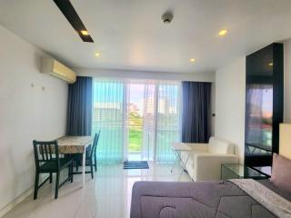 Unique studio in town - 1