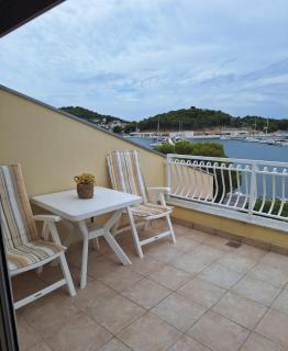 Seabreeze Mustel Apartment in Drage - Adults Only - 8