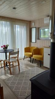 Pieni Mökki - 4