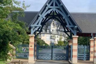 Studio with garden on the seafront - Deauville - 0