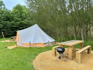 Damson Bell Tent - Droitwich Spa - 5