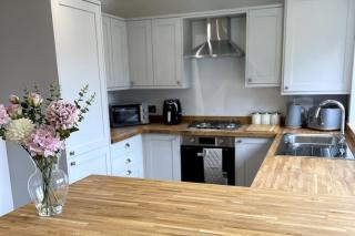 Brand New Barn Conversion - - 6