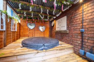 Brand New Barn Conversion - - 1