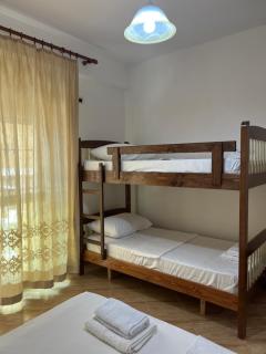 Modest Apartment - Vlorë - 6
