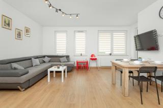Apartament Słoneczny Balkon z Parkingiem by Noclegi Renters - Gdansk - 5