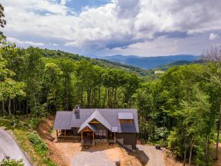 The HeartStone Lodge at Eagles Nest - Banner Elk - 5