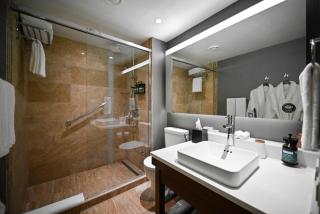 Yerevan Place Hotel - 1