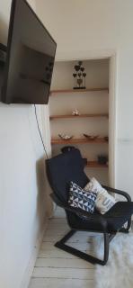 Bright double room approx 2 mile from city centre - 7