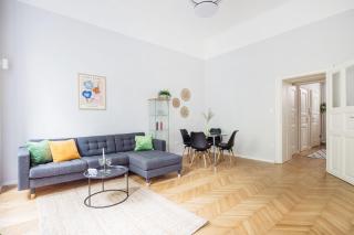 Serene and spacious apartment in the centre - Budapest - 1