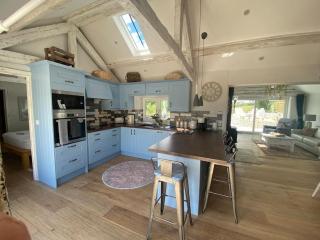 The Cow Stalls - Stunning Farmhouse with Wonderful Views and Garden - Close to Corfe Castle - Langton Matravers - 5