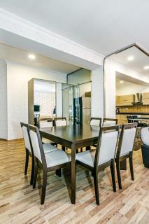 Vip Apartment Zara - Baku - 4