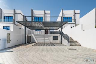 Getaway Deal 3BR with Outdoor Jacuzzi plus Scenic Views by Deluxe Holiday Homes - Fujaira - 4