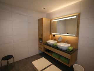 Apartment Erzherzog's Apts Kaiser und Alpenlodge by Interhome - 2