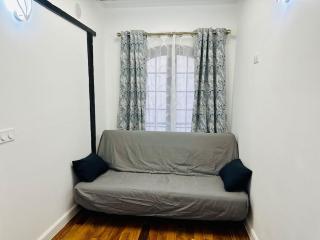 Apparemment Tour Eiffel- La Motte Picquet Grenelle - 6