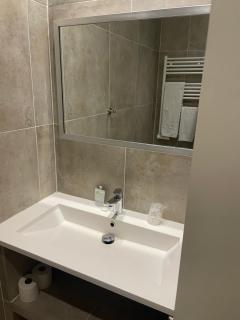 Hotel Azur - Lione - 2