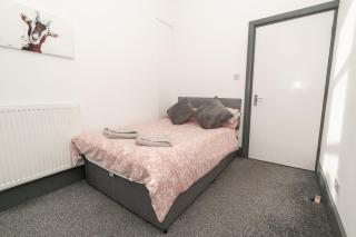 Beautiful 2 Bedroom Apartment in Fleetwood - Fleetwood - 2