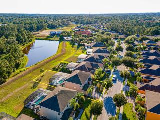 634 - Sunset Palm Villa, Extended Deck, Pool, Spa, Spacious, Private, Water and Conservation View - Davenport - 4
