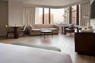 Marriott Long Beach Downtown - Long Beach - 4