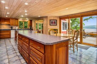 Lake house w/ indr pool and jacuzzi - Canandaigua - 8