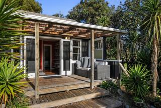 CocoLoco - Waitarere Beach Holiday Home - 9