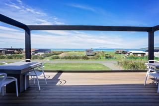 Southern Breeze - Colac Bay Beach House - 0