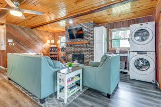 New Lisbon Home with Fire Pit and Ping-Pong! - New Lisbon - 7