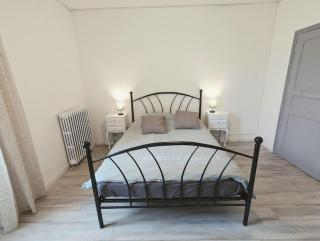 à 5mn de la réserve Africaine, charmante maison de village avec patio - 6