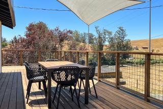 Penngrove Farmhouse Retreat - 3