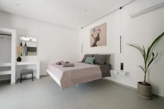 Mouzakitis Studio 1 - 7