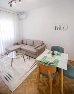 Lucjanos Studio Apartments - Tirana - 7