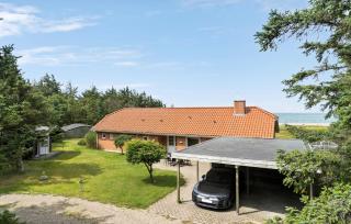 4 Bedroom Beach Front Home In Thyholm - Thyholm - 9