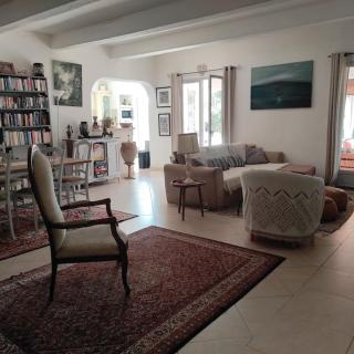Villa Romaquenti, Trans en Provence 137m2, 5 lits double, 10 personnes, piscine, terrain pétanque, jeu de fléchettes - Trans-en-Provence - 7