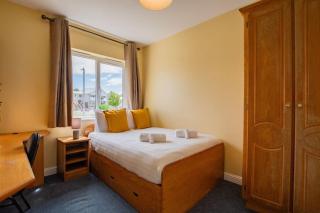68 - Spacious & Budget Friendly by Shortstays - Galway - 5