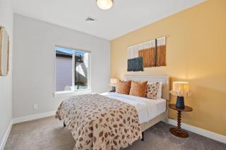 Upbeat Retreat - Enjoy Bikes, Brews and Mtn Peaks! - 2